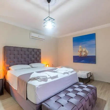 Lime Garden Hotel